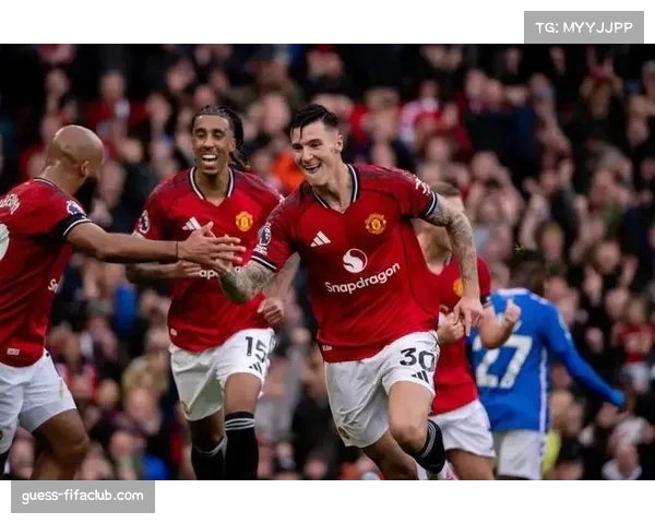 曼联新援谢什科适应三中卫体系 渐成前场支点 曼联新援谢什科适应三中卫体系 渐成前场支点